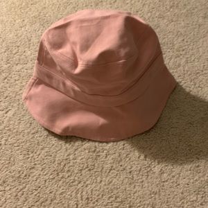 pink bucket hat